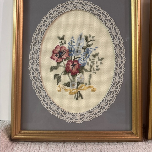 Pair of Floral Needlepoint Wall Art in Gold Frames - Picture 3 of 13